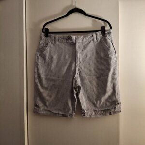 Gloria Vanderbilt Womem's Pinstriped Shorts